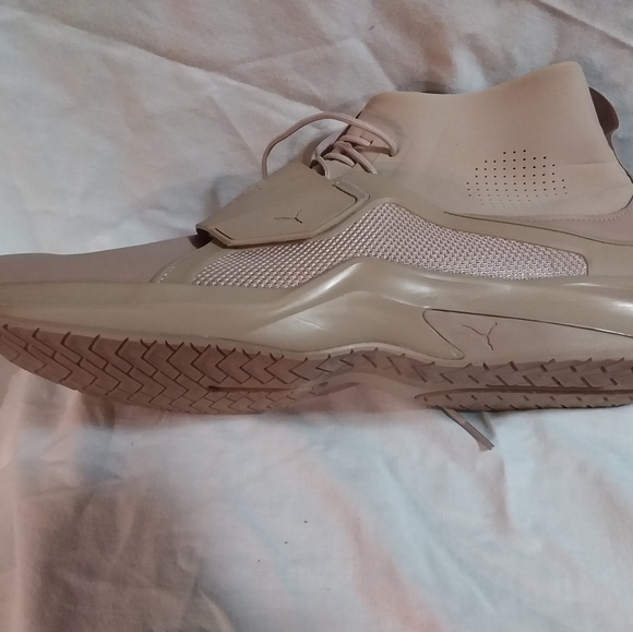 FENTY/PUMA BY RIHANNA MENS TAN size 14 preowned - Picture 5 of 7